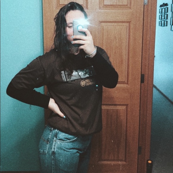 Meet your Posher, Hannah - Picture 1 of 1